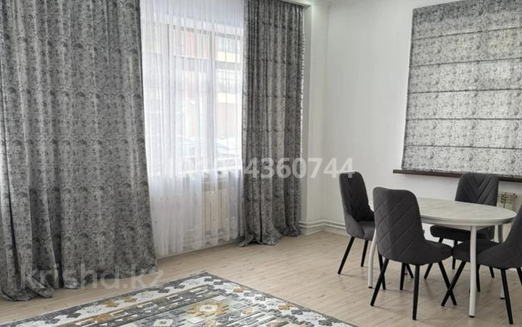 2-бөлмелі пәтер · 63 м² · 1/5 қабат, Дружбы народов 2/5, бағасы: 35 млн ₸ в Усть-Каменогорске — фото 2