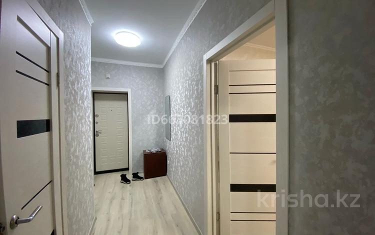 1-комнатная квартира, 50 м², 3 этаж посуточно, Арыстанбекова 3/10 за 9 000 〒 в Костанае — фото 2