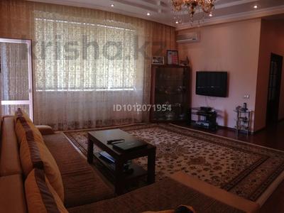 2-бөлмелі пәтер · 89.6 м² · 13/16 қабат, мкр Самал-1 29 — Музея, бағасы: 95 млн ₸ в Алматы, Медеуский р-н