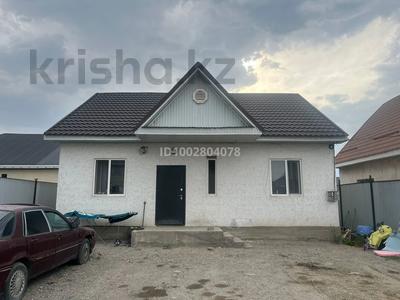 Отдельный дом · 3 комнаты · 90 м² · 4 сот., Куат 1110А — По улице Астана за 32.5 млн 〒 в 