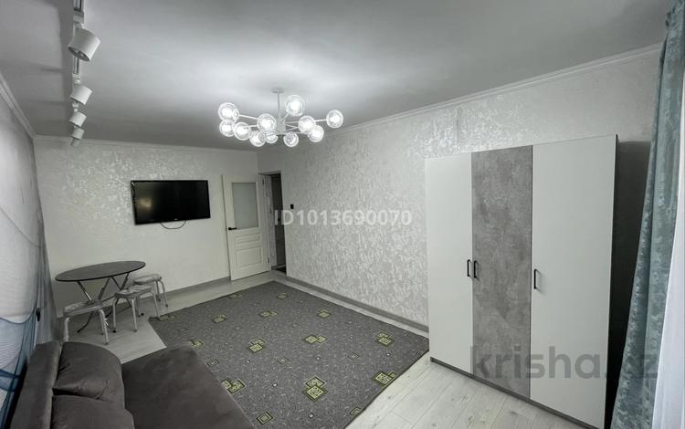 1-комнатная квартира · 38 м² · 1/5 этаж, мкр Восток 43 за 16.5 млн ₸ в Шымкенте, Аль-Фарабийский р-н — фото 3