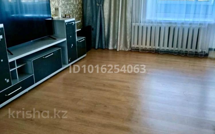 3-комнатная квартира · 65 м² · 6/10 этаж, Шакарима 14 — Ост. Центр за ~ 35.9 млн ₸ в Семее — фото 2