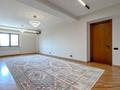 3-комнатная квартира · 211 м² · 9/10 этаж, Тулебаева 171 за 450 млн ₸ в Алматы, Медеуский р-н — фото 25