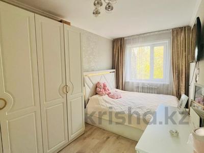 4-бөлмелі пәтер · 62 м² · 2/5 қабат, Майкудук, 16й микрорайон 43, бағасы: 15 млн ₸ в Караганде, Алихана Бокейханова р-н