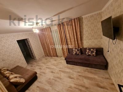 2-бөлмелі пәтер · 56 м² · 2/9 қабат, Жаңа қала ш/а., Ермекова 54, бағасы: 10 000 ₸ в Караганде, Казыбек би р-н
