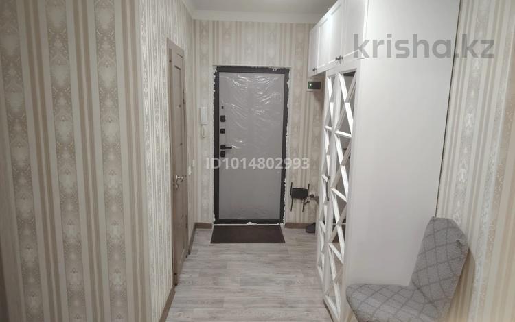 2-бөлмелі пәтер · 82.4 м² · 3/5 қабат, Алтын орда ш/а., бағасы: 27.5 млн ₸ в Актобе, мкр. Алтын орда — фото 2