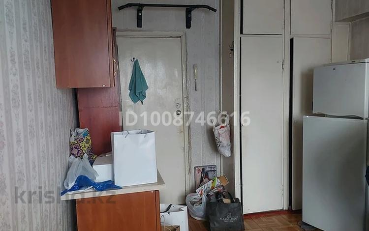 1-бөлмелі пәтер · 11 м² · 5/5 қабат, Утеген батыра 71 а — Находится через дорогу с автовокзала Сайран. Не далеко находится медиц, бағасы: 115 000 ₸ в Алматы, Ауэзовский р-н — фото 2