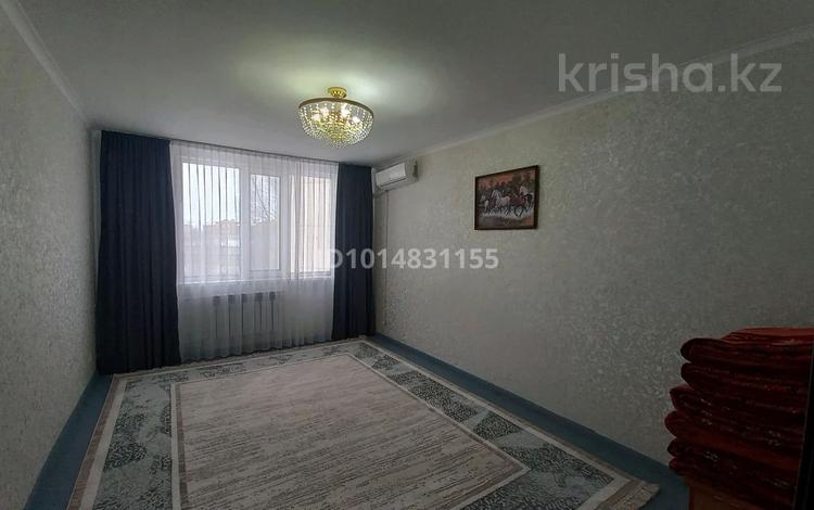 3-бөлмелі пәтер · 68 м² · 4/9 қабат, 5 микрорайон, бағасы: 200 000 ₸ в Аксае — фото 2