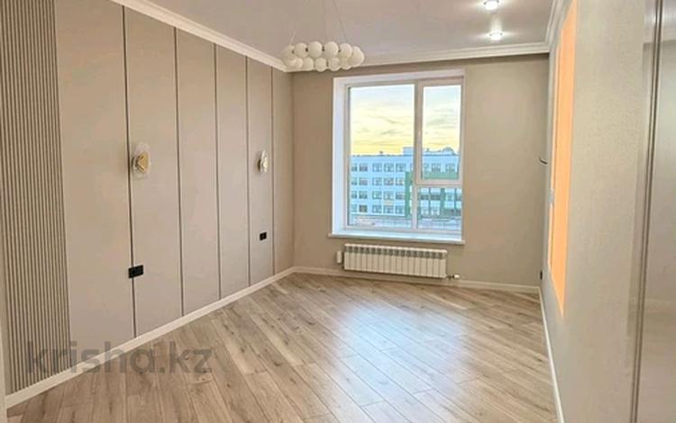 2-комнатная квартира · 65 м² · 4 этаж, Е 496 7 за 49.9 млн 〒 в Астане, Есильский р-н — фото 2