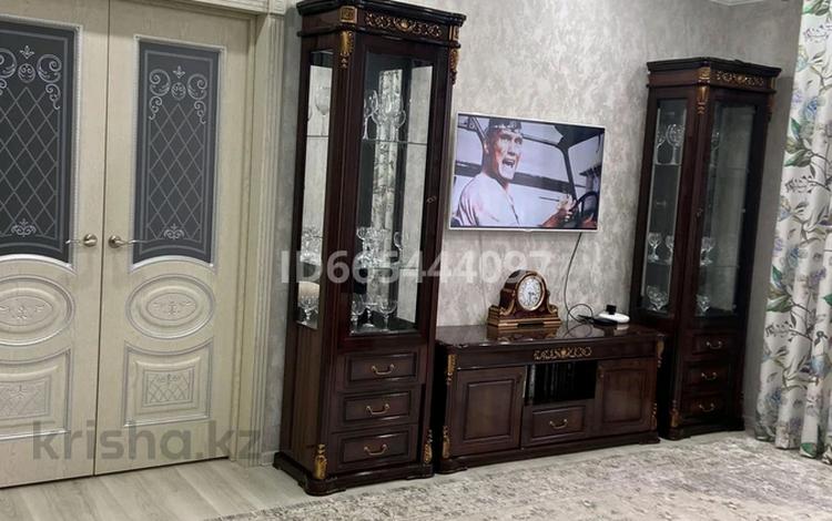 3-бөлмелі пәтер · 86.8 м² · 1/5 қабат, мкр Кадыра Мырза-Али 7, бағасы: 39 млн ₸ в Уральске — фото 20