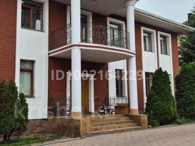 Жер үй мен саяжайлар в Алматы: Жеке үй · 12 бөлме · 1120 м², мкр Алмагуль, Жарокова 258а — Кожанова, бағасы: 7 млн 〒 Жеке үй · 12 бөлме · 1120 м², мкр Алмагуль, Жарокова 258а — Кожанова, бағасы: 7 млн 〒 в Алматы, Бостандыкский р-н