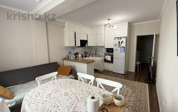 3-бөлмелі пәтер · 70 м² · 1/5 қабат, Халиуллина 196/1, бағасы: 300 000 ₸ в Алматы, Медеуский р-н — фото 2