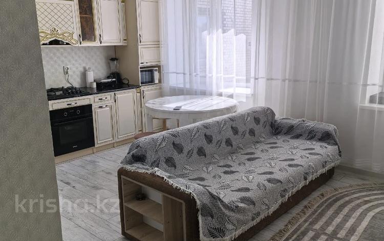 3-бөлмелі пәтер · 70.5 м² · 2/5 қабат, Некрасова, бағасы: 27 млн ₸ в Уральске — фото 2