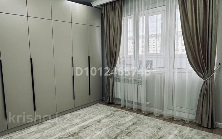 2-комнатная квартира · 66 м² · 3/5 этаж, мкр. Зачаганск пгт, Камбар батыр 6/1 — 10 СОШ, Супермаркет Алтындар за 28.5 млн ₸ в Уральске — фото 2