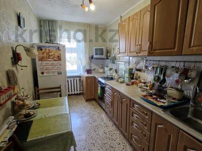 3-комнатная квартира · 61.6 м² · 4/9 этаж, Назарбаева 249 — Хлебзавод за 15.5 млн 〒 в Уральске