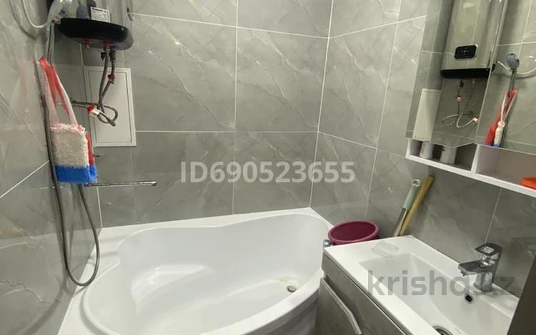 3-бөлмелі пәтер · 76 м² · 4/4 қабат, Көктем 21, бағасы: 16 млн ₸ в Жанаозен — фото 2