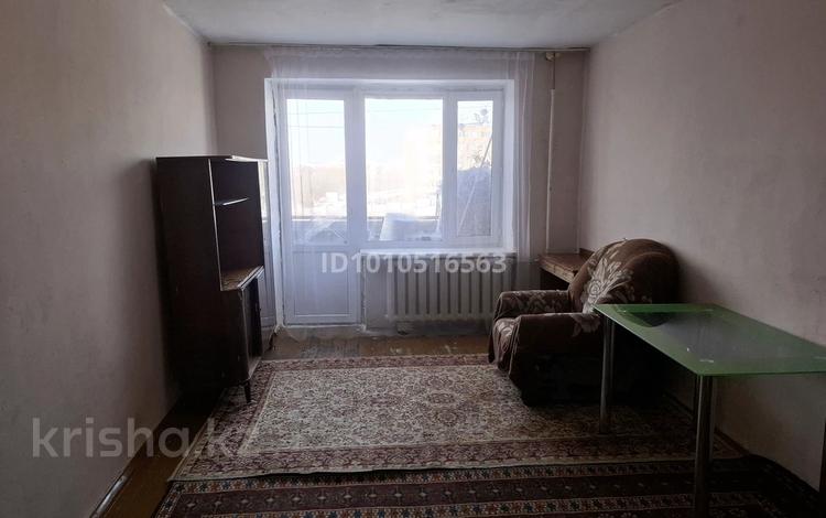 2-бөлмелі пәтер · 44 м² · 4/5 қабат, 4а квартал 11, бағасы: 5.9 млн ₸ в Темиртау — фото 2