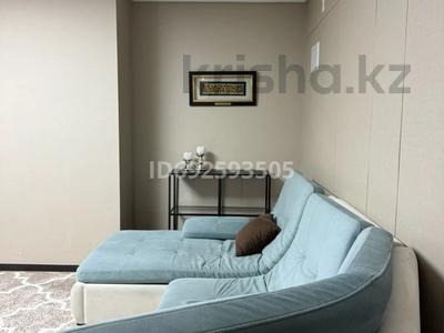 4-комнатная квартира · 145 м² · 20/33 этаж, Кошкарбаева 10/1 — Посольства США за 850 000 ₸ в Астане, Алматы р-н