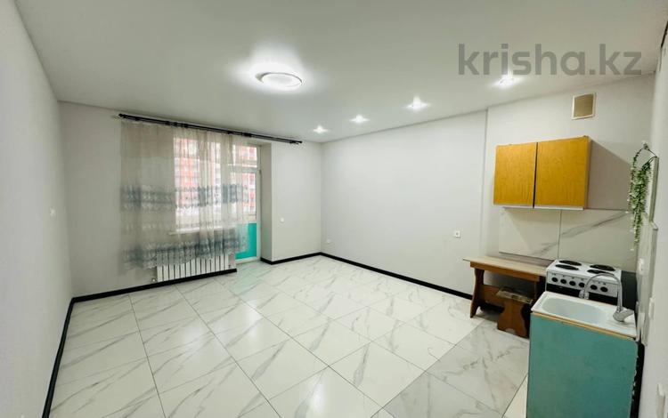1-бөлмелі пәтер · 31.9 м² · 6/12 қабат, Ахмет Байтурсынулы 18, бағасы: 17.6 млн ₸ в Астане — фото 2