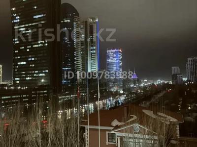 4-бөлмелі пәтер · 208 м² · 4/12 қабат, Кунаева 29, бағасы: 140 млн ₸ в Астане, Есильский р-н