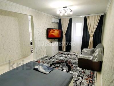 1-комнатная квартира, 28 м², 2/5 этаж посуточно, Сатпаева за 10 000 〒