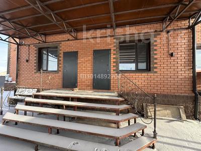 Отдельный дом · 12 комнат · 600 м² · 10 сот., Мкр 3 82 за 55 млн ₸ в Акмоле