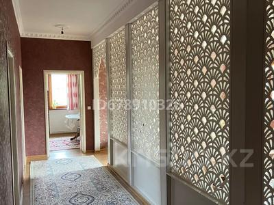 Отдельный дом · 7 комнат · 150 м² · 7 сот., Больничный переулок 43 за 36 млн 〒 в Таразе