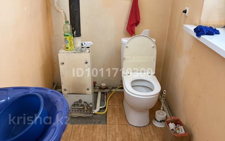 3 бөлме · 70 м², Самаркандская — Рядом Абайскии переезд, бағасы: 50 000 ₸ в Таразе — фото 3