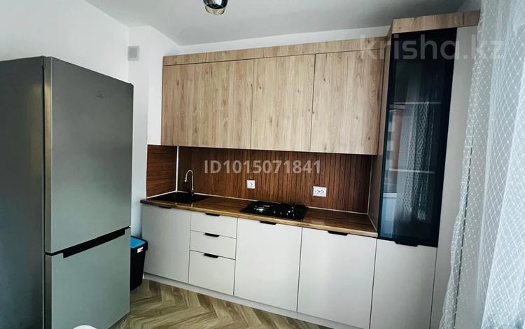 2-комнатная квартира · 48 м² · 6/9 этаж, мкр Самгау 46/5 к6 — Мкр Самгау за 270 000 ₸ в Алматы, Алатауский р-н — фото 17