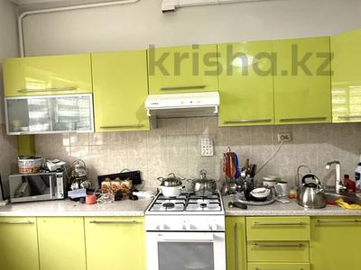 2-бөлмелі пәтер · 50 м² · 5/5 қабат, Мкр. Аксай-3А — проспект Толе би , улица Яссауи, бағасы: ~ 36 млн ₸ в Алматы, Ауэзовский р-н