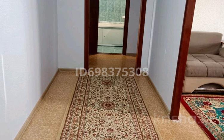 3-комнатная квартира · 68 м² · 10/10 этаж, Каркаралинская 24 за 23 млн 〒 в Семее — фото 2