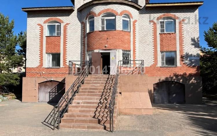 Отдельный дом · 4 комнаты · 453.5 м² · 12 сот., Ғ.Мустафина 8 за 155 млн ₸ в Астане, Алматы р-н — фото 4