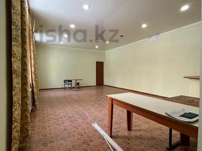Офисы, магазины и бутики, общепит, салоны красоты · 86.8 м² за 32 млн ₸ в Усть-Каменогорске