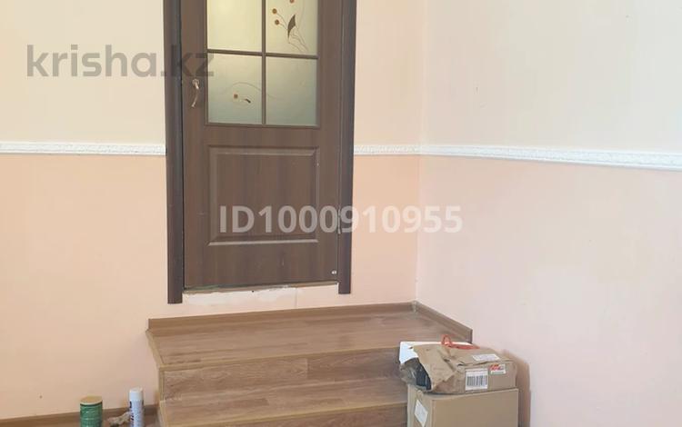 Отдельный дом · 4 комнаты · 120 м² · 10 сот., Тенге. ул.Сатыбалдиев 20 за 16 млн 〒 в Жанаозен — фото 2