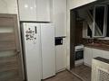2-комнатная квартира · 65 м² · 3/9 этаж, мкр Аксай-4 70 за 300 000 ₸ в Алматы, Ауэзовский р-н