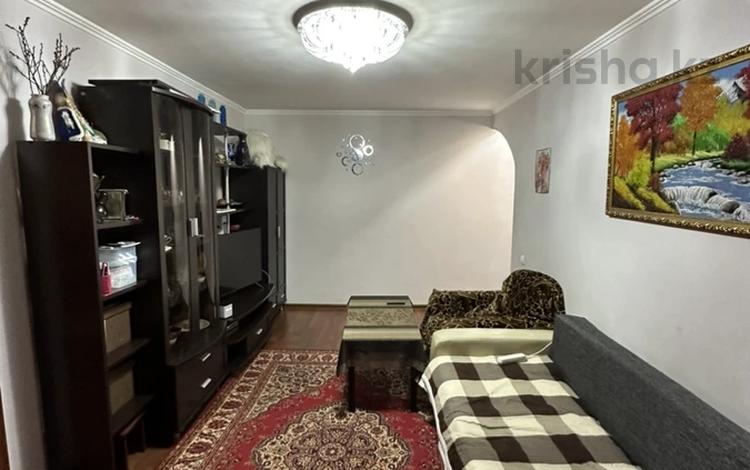 3-комнатная квартира · 57.3 м² · 5/5 этаж, мкр Новый Город, Абдирова 26/2 за 17.4 млн ₸ в Караганде, Казыбек би р-н — фото 2