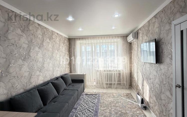 3-комнатная квартира · 50 м² · 5/5 этаж, 35-ый квартал 5 — Дельфин бассейн за 22.8 млн ₸ в Семее — фото 2