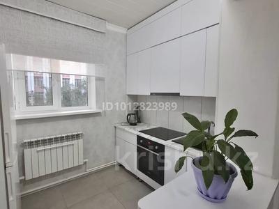 3-бөлмелі пәтер · 66 м² · 3/5 қабат, Есенберлина 4 — Акимат, бағасы: 33.5 млн ₸ в Жезказгане