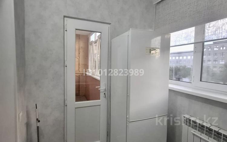 3-бөлмелі пәтер · 69 м² · 3/5 қабат, Есенберлина 4 — Акимат, бағасы: 29 млн ₸ в Жезказгане — фото 15