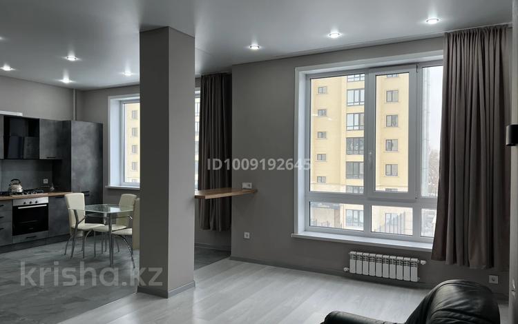 1-бөлмелі пәтер · 64 м² · 3/9 қабат, мкр Омега, Есенжанова 3/2, бағасы: 220 000 ₸ в Уральске — фото 15