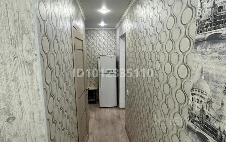 2-бөлмелі пәтер · 50 м² · 1 қабат, ул. Курмангазы 158, бағасы: 19.5 млн ₸ в Уральске — фото 3