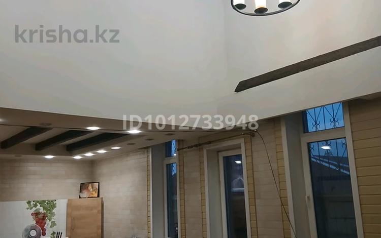 Отдельный дом · 4 комнаты · 135 м², Богембая за 60 млн ₸ в Косшы — фото 2