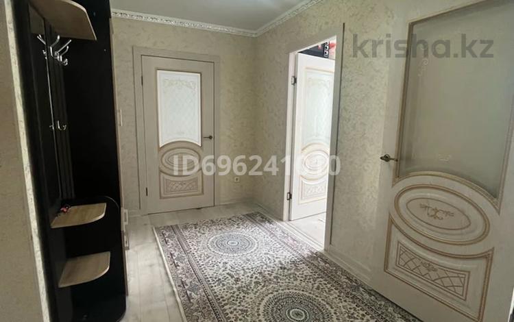 2-бөлмелі пәтер, 54 м², 1/3 қабат, Нур Актобе 57К, бағасы: 16 млн 〒 — фото 2