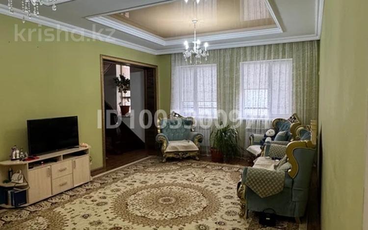 Жеке үй · 4 бөлме · 200 м² · 7 жүзд., Самал ш/а., Адгама Каримова 1/1 — Адгама Каримова / 8 улица, бағасы: 59 млн ₸ в Атырау, мкр Самал — фото 2