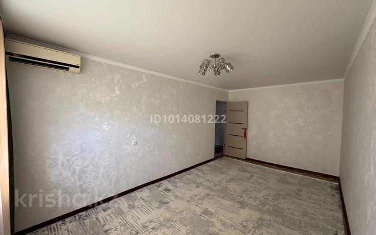 2-комнатная квартира · 55 м² · 3/5 этаж, мкр Шанхай 113/2 — Олега кошевого за 130 000 ₸ в Актобе — фото 2