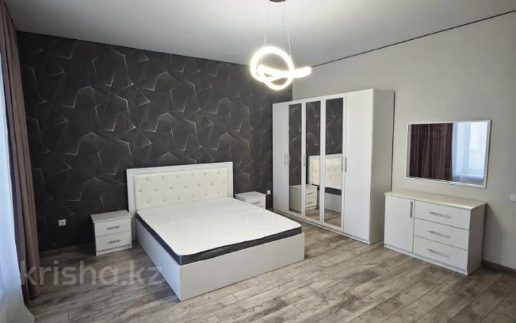 2-бөлмелі пәтер · 90.6 м² · 2/8 қабат, Береке 75, бағасы: 53 млн ₸ в Костанае — фото 2