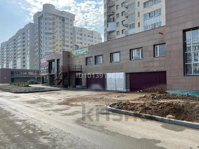 Еркін, кеңселер, дүкендер мен бутиктер, қоймалар, қоғамдық тамақтану орны, сұлулық салондары, медорталықтар мен дәріханалар, білім орталықтары, ойын-сауық · 160 м², бағасы: 35.2 млн ₸ в Астане, Нура р-н