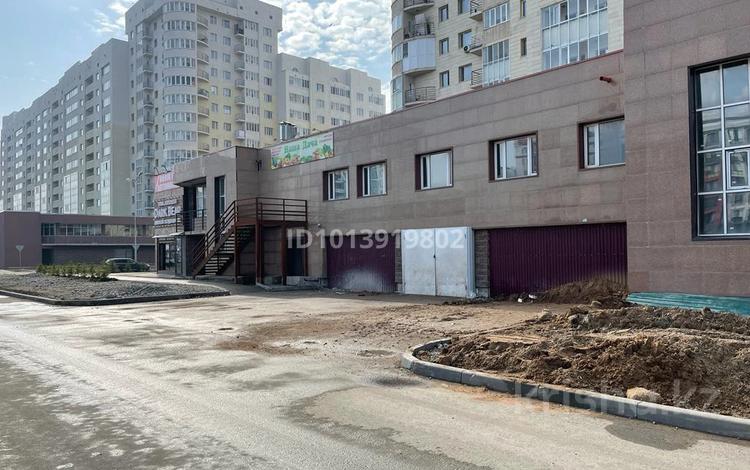 Свободное назначение, офисы, магазины и бутики, склады, общепит, салоны красоты, медцентры и аптеки, образование, развлечения · 160 м² за 35.2 млн ₸ в Астане, Нура р-н — фото 2