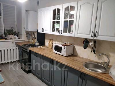Продажа квартир в Астане: 5-комнатная квартира · 60 м² · 5/5 этаж, Бегильдинова — Пр.Женис за 29.5 млн 〒 5-комнатная квартира · 60 м² · 5/5 этаж, Бегильдинова — Пр.Женис за 29.5 млн 〒 в Астане, Сарыарка р-н