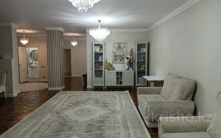 4-комнатная квартира · 177.6 м² · 6/33 этаж, Достык — Комиссия для Покупателя 0% за 96 млн ₸ в Астане, Есильский р-н — фото 2